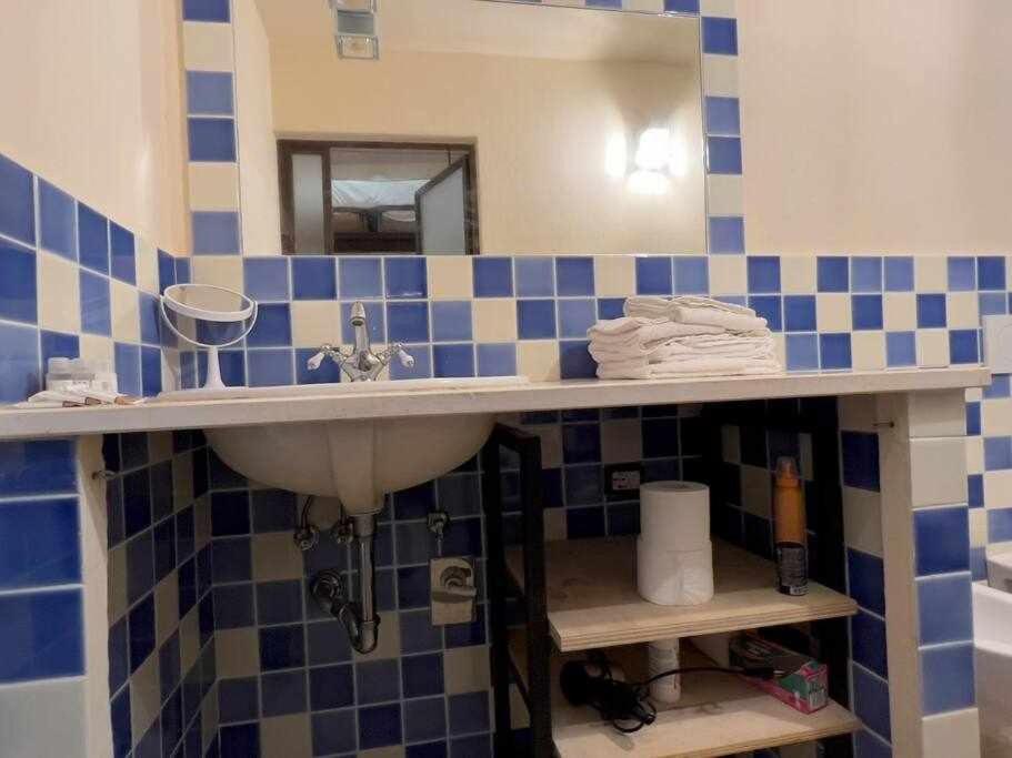Suite Minerva 10 Steps From Piazza Civica Alghero Bagian luar foto