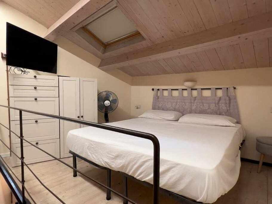 Suite Minerva 10 Steps From Piazza Civica Alghero Bagian luar foto