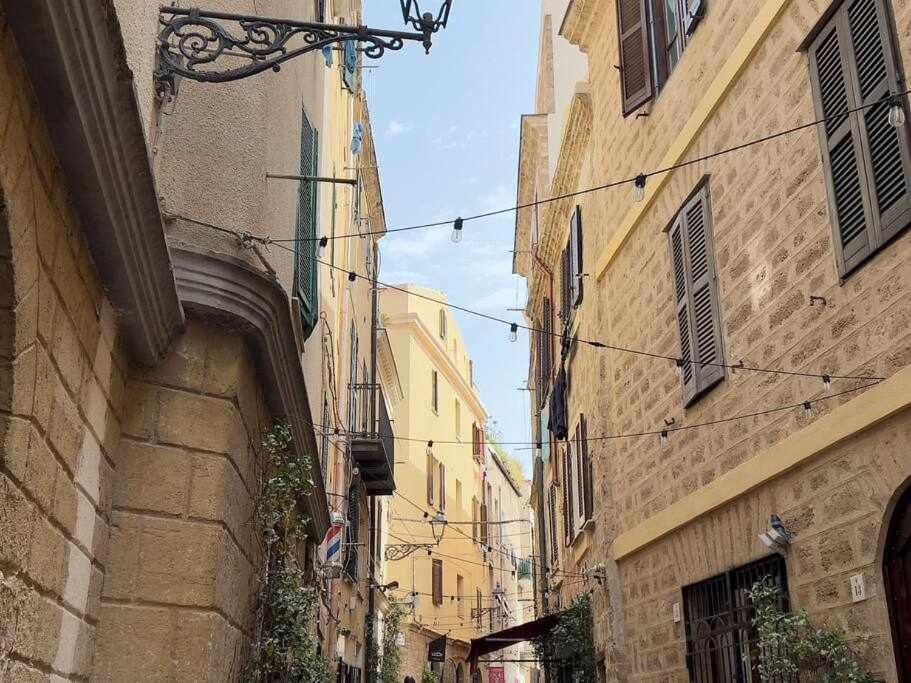 Suite Minerva 10 Steps From Piazza Civica Alghero Bagian luar foto